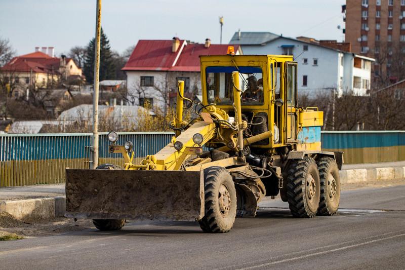 Устройство, назначение и принцип работы грейдера