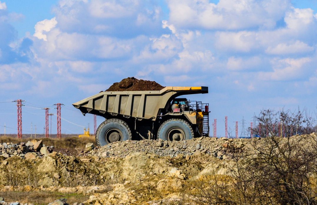 Самые большие карьерные самосвалы: области использования Самые большие карьерные самосвалы